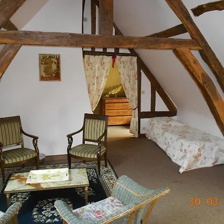 Bed & Breakfast Prieure Saint-michel *